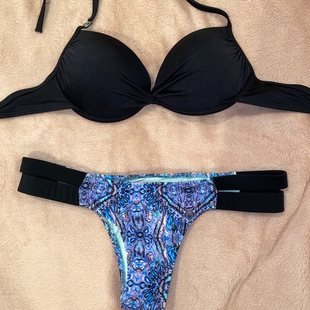 VS BLACK PUSH UP BIKINI TOP & MULTI COLORED BOTTOM